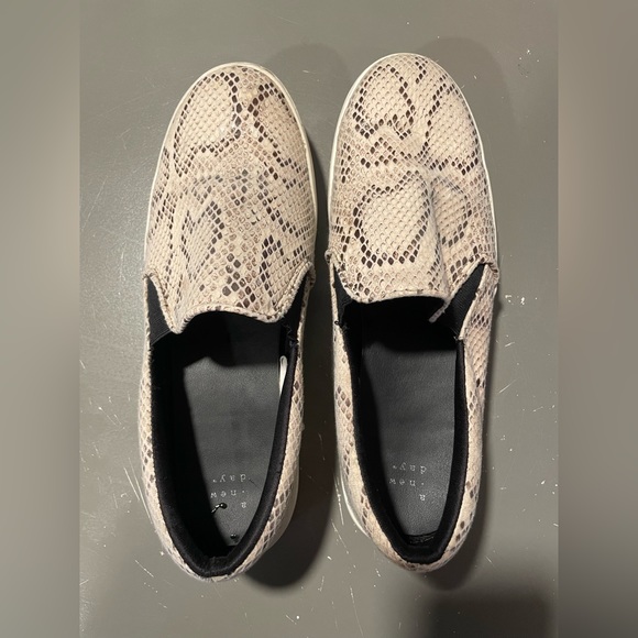 Slide on shoes from target - Picture 1 of 4